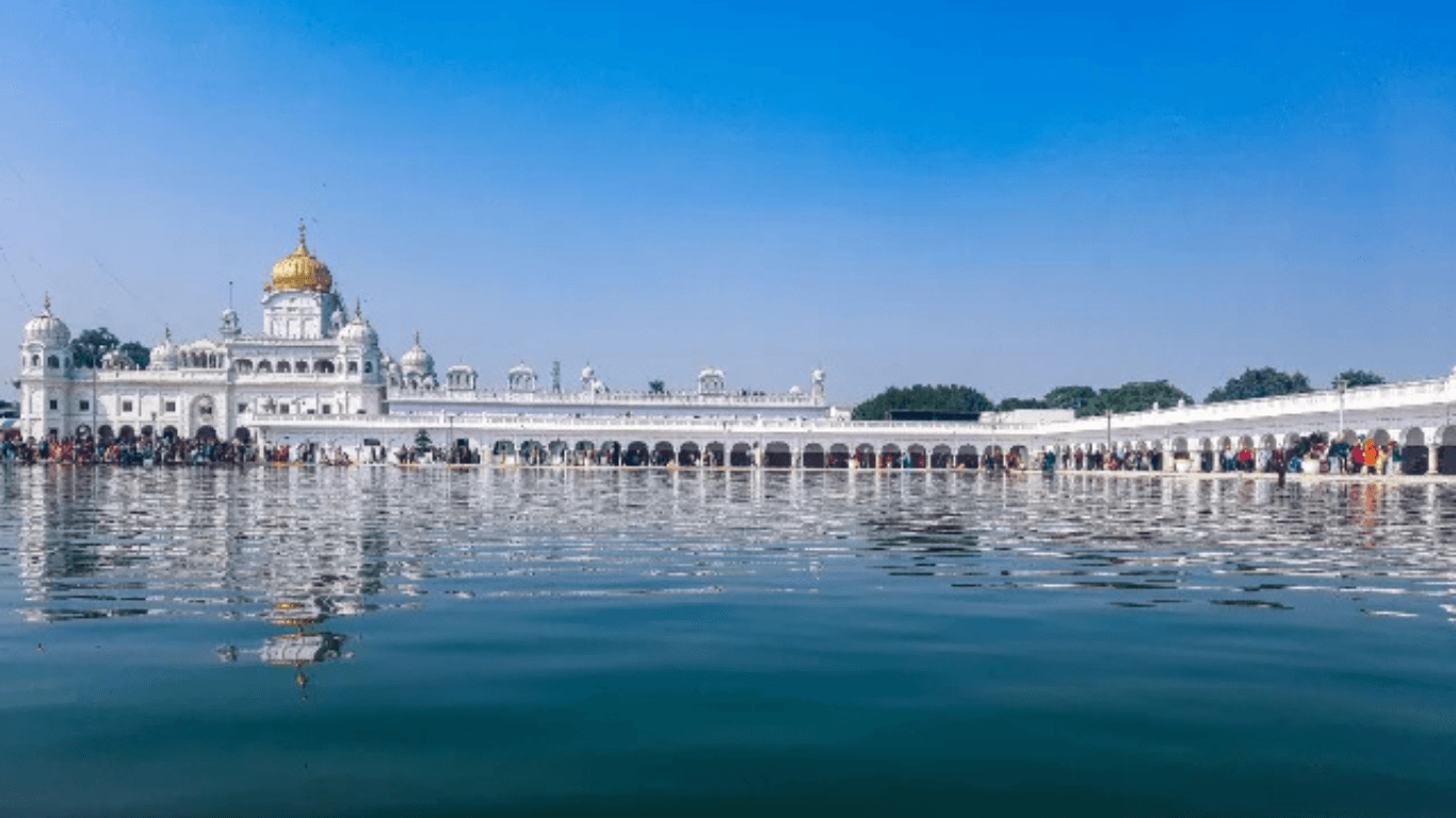 Dr. Isha's Orthodontics and Dentistry Clinic location and clinical space in Patiala, Punjab